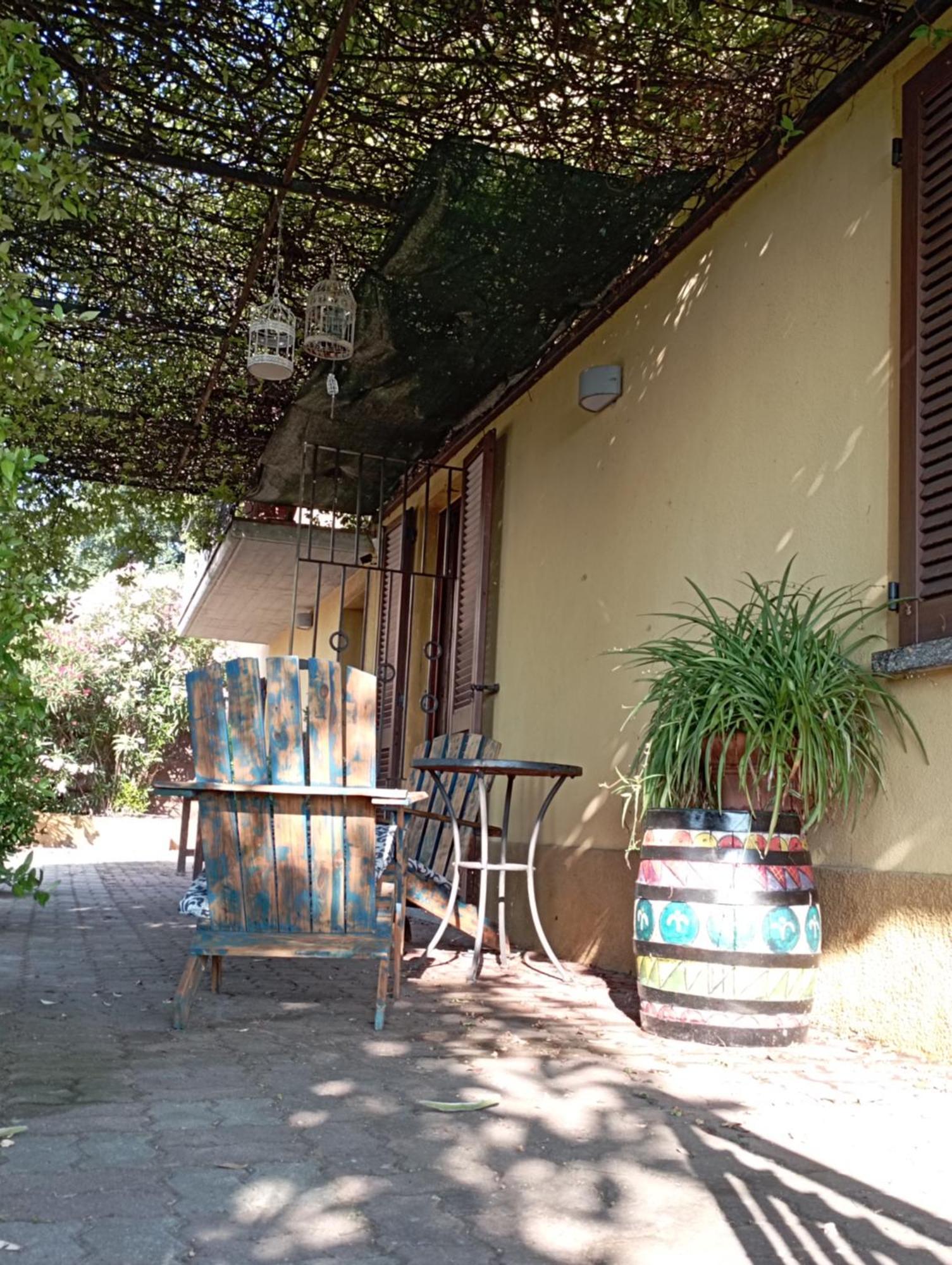 Casa Vacanza Il Colle Del Vento Calosso Εξωτερικό φωτογραφία