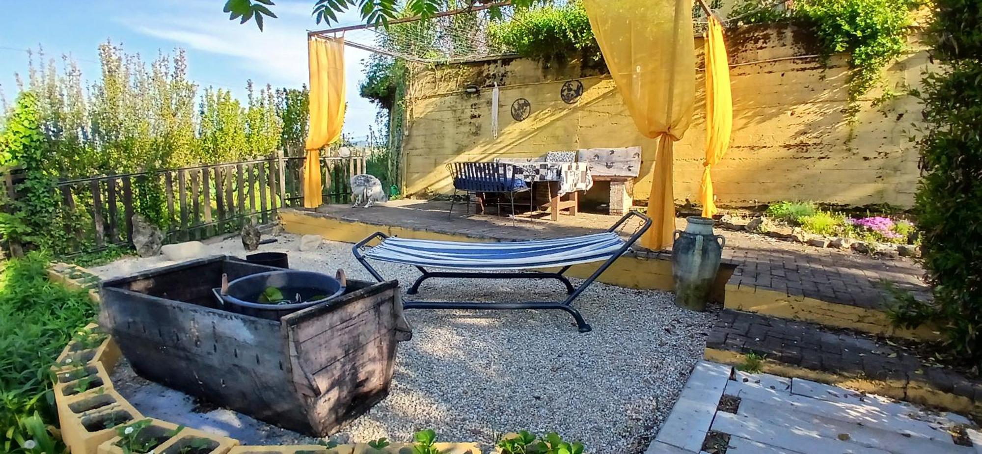 Casa Vacanza Il Colle Del Vento Calosso Εξωτερικό φωτογραφία